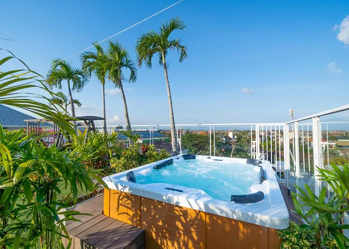 Apartahotel Bustle Base Coliving And Coworking Space 4*