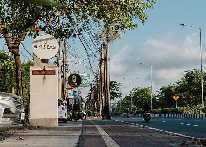 Bustle Base Coliving And Coworking Space Apartahotel Kuta Lombok