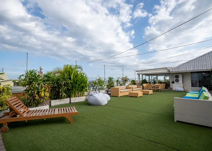 Apartahotel Bustle Base Coliving And Coworking Space Kuta Lombok