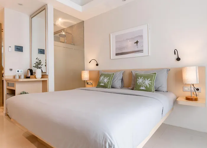 Bustle Base Coliving And Coworking Space Apartahotel Kuta Lombok