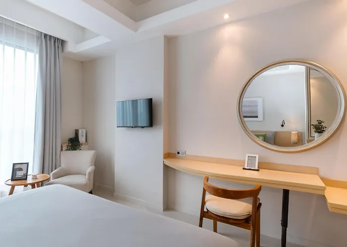 Bustle Base Coliving And Coworking Space Kuta Lombok
