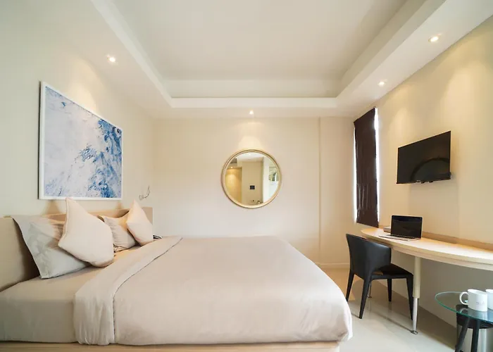 Bustle Base Coliving And Coworking Space Kuta Lombok