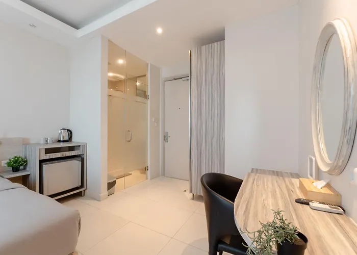 Bustle Base Coliving And Coworking Space Apartahotel Kuta Lombok