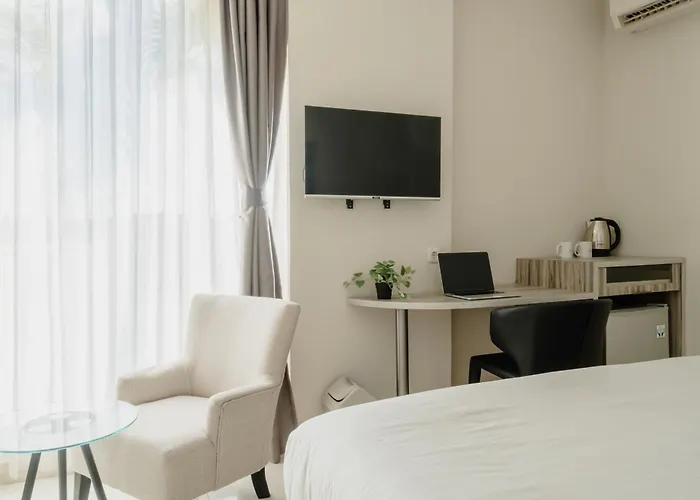 Apartahotel Bustle Base Coliving And Coworking Space