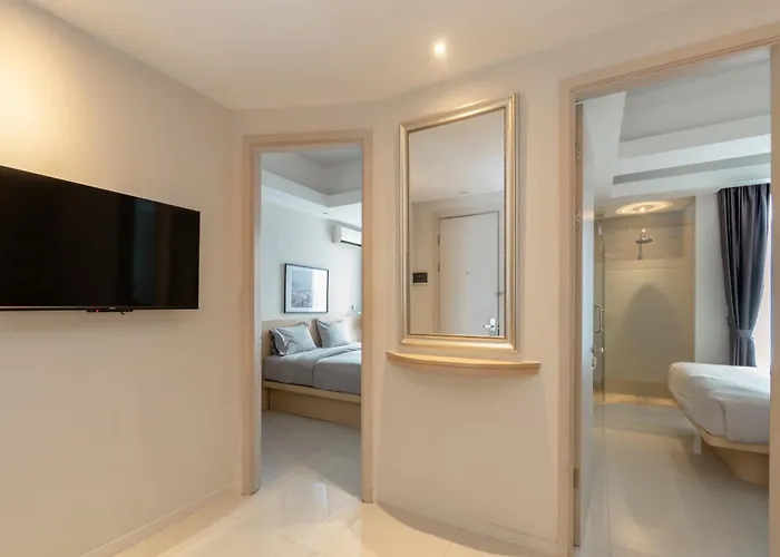 Apartahotel Bustle Base Coliving And Coworking Space Kuta Lombok