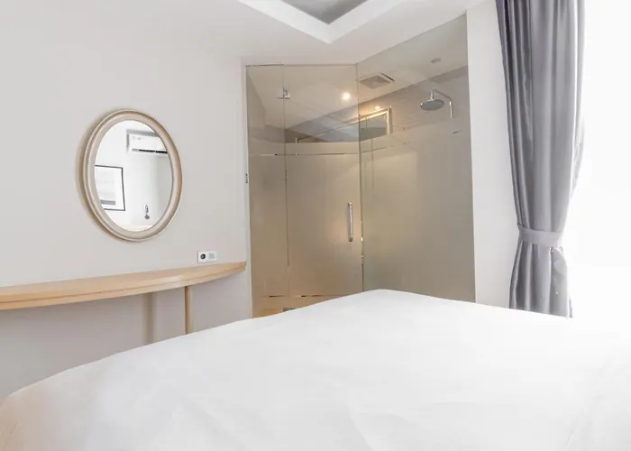 Bustle Base Coliving And Coworking Space 4* Kuta Lombok