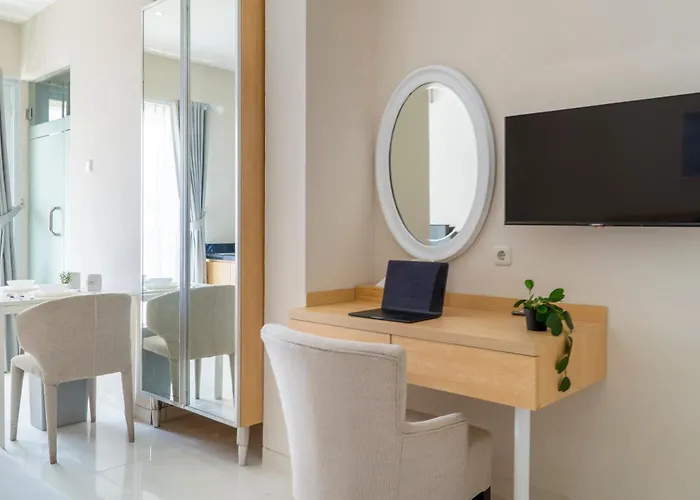Bustle Base Coliving And Coworking Space