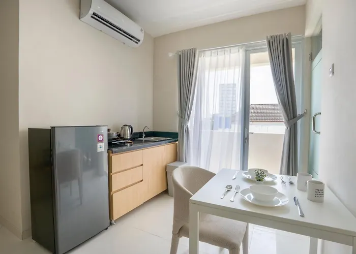 Bustle Base Coliving And Coworking Space Apartahotel