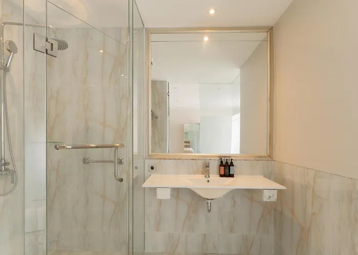 Apartahotel Bustle Base Coliving And Coworking Space